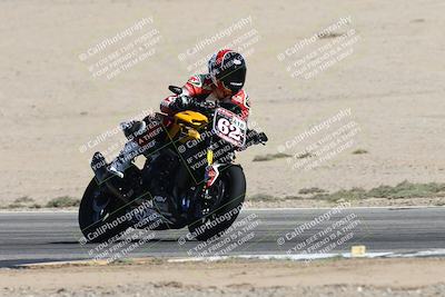 media/Oct-02-2025-Racers Edge (Thu) [[2c91cb6ab3]]/2-A Group/Session 5-Turn 12 (130pm)/